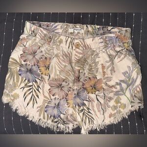 Rip Curl floral shorts - L